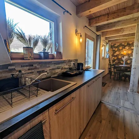 La Grange De La Petite Souris *